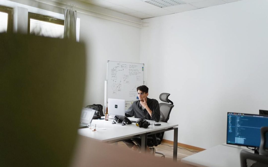 Que fait un rédacteur web : ses missions, ses clients et son matériel